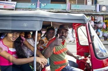 Threewheel (Tuk Tuk) das meist genutzte Gefährt in Sri Lanka