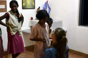 Eine Umarmung und ein Lächeln von jedem Mädchen!