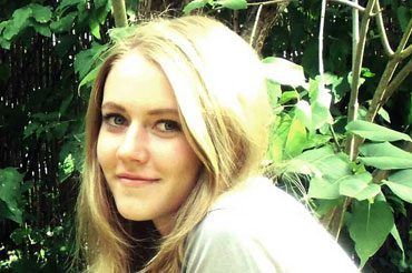 Freiwillige Nina Pilz